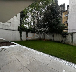 Apartament, 4 rooms with underground parking included Bucuresti/Piata Sfintii Voievozi