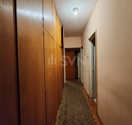 Apartament, 4 rooms with underground parking included Bucuresti/Victoriei