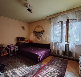 Apartament, 4 rooms with underground parking included Bucuresti/Victoriei