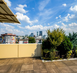 Apartament, 4 rooms with underground parking included Bucuresti/Herastrau