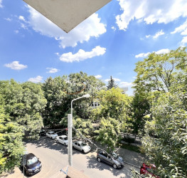 Apartament, 4 rooms with underground parking included Bucuresti/Herastrau