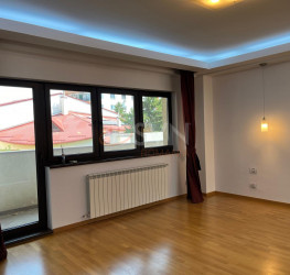 Apartament, 4 rooms with underground parking included Bucuresti/Dacia