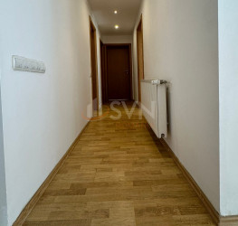 Apartament, 4 rooms with underground parking included Bucuresti/Pipera