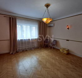 Apartament, 4 rooms with underground parking included Bucuresti/Piata Victoriei