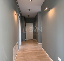 Apartament, 4 rooms with underground parking included Bucuresti/Sisesti