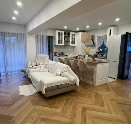 Apartament, 4 rooms with underground parking included Bucuresti/Iancu Nicolae