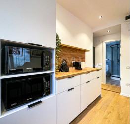 Apartament, 4 rooms with underground parking included Bucuresti/Victoriei