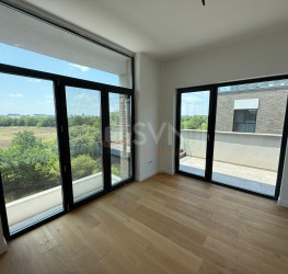 Apartament, 4 rooms with underground parking included Bucuresti/Pipera