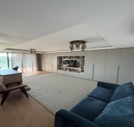 Apartament, 4 rooms with underground parking included Bucuresti/Pipera