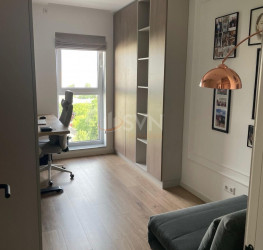 Apartament, 4 rooms with underground parking included Bucuresti/Titan