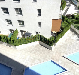 Apartament, 4 rooms with underground parking included Bucuresti/Dristor