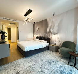 Apartament, 4 rooms with underground parking included Bucuresti/Primaverii