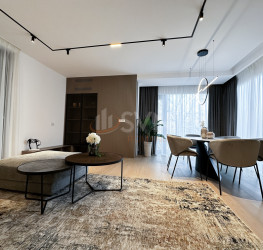 Apartament, 4 rooms with underground parking included Bucuresti/Primaverii