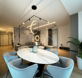 Apartament, 4 rooms with underground parking included Bucuresti/Primaverii