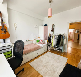 Apartament, 4 rooms with underground parking included Bucuresti/Bucurestii Noi