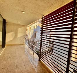 Apartament, 4 rooms with underground parking included Bucuresti/Capitale