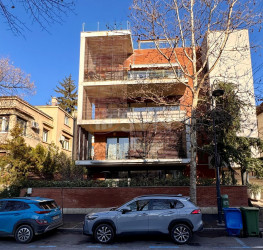 Apartament, 4 rooms with underground parking included Bucuresti/Capitale
