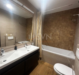 Apartament, 4 rooms with underground parking included Bucuresti/Timpuri Noi