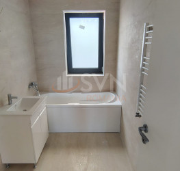 Apartament, 4 rooms with underground parking included Bucuresti/Timpuri Noi