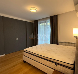 Apartament, 4 rooms with underground parking included Bucuresti/Floreasca
