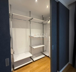 Apartament, 4 rooms with underground parking included Bucuresti/Floreasca