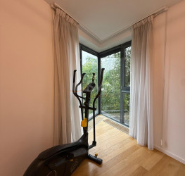 Apartament, 4 rooms with underground parking included Bucuresti/Floreasca