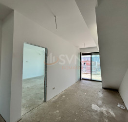 Apartament, 4 rooms with underground parking included Bucuresti/Pipera