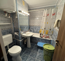 Apartament, 4 rooms with underground parking included Bucuresti/Aviatiei