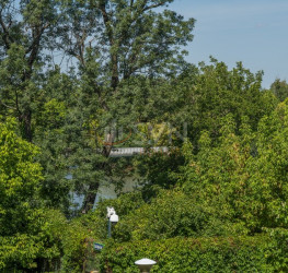 Apartament, 4 rooms with underground parking included Bucuresti/Primaverii