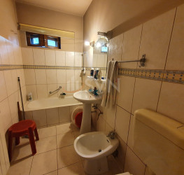 Apartament, 4 rooms with underground parking included Bucuresti/Aviatorilor