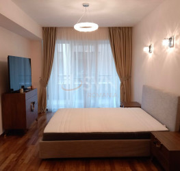 Apartament, 4 rooms with underground parking included Bucuresti/Herastrau