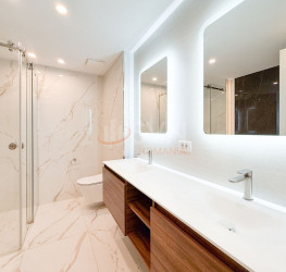 Apartament, 4 rooms with underground parking included Bucuresti/Dorobanti