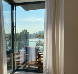 Apartament, 4 rooms with underground parking included Bucuresti/Floreasca