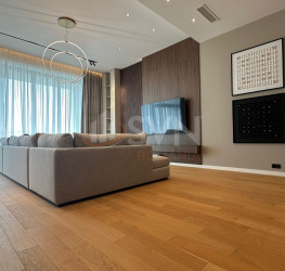 Apartament, 4 rooms with underground parking included Bucuresti/Aviatiei