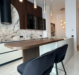 Apartament, 4 rooms with underground parking included Bucuresti/Aviatiei