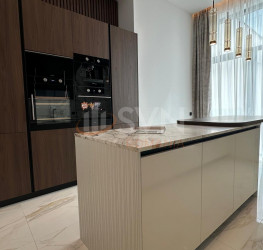 Apartament, 4 rooms with underground parking included Bucuresti/Aviatiei
