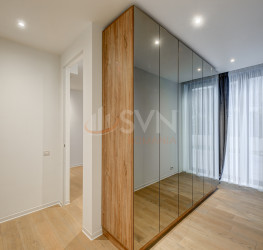 Apartament, 4 rooms with underground parking included Bucuresti/Primaverii