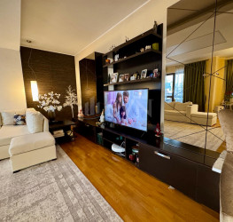 Apartament, 4 rooms with underground parking included Bucuresti/Floreasca