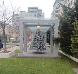 Apartament, 4 rooms with underground parking included Bucuresti/Lacul Tei