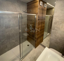 Apartament, 4 rooms with underground parking included Bucuresti/Pipera
