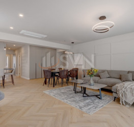Apartament, 4 rooms with underground parking included Bucuresti/Pipera