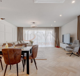 Apartament, 4 rooms with underground parking included Bucuresti/Pipera