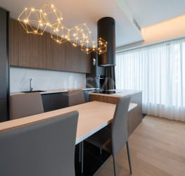 Apartament, 4 rooms with underground parking included Bucuresti/Floreasca