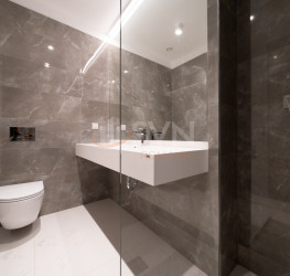 Apartament, 4 rooms with underground parking included Bucuresti/Floreasca