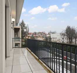 Apartament, 4 rooms with underground parking included Bucuresti/P-ta Victoriei