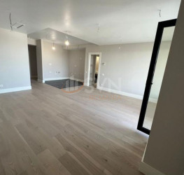 Apartament, 4 rooms with underground parking included Bucuresti/Pipera