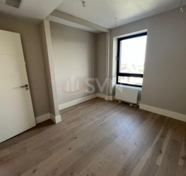 Apartament, 4 rooms with underground parking included Bucuresti/Pipera
