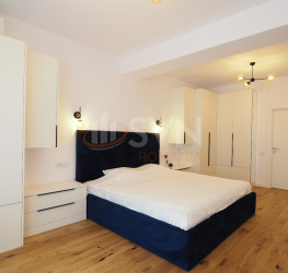 Apartament, 4 rooms with underground parking included Bucuresti/Herastrau