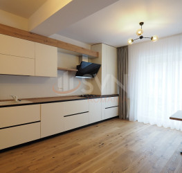 Apartament, 4 rooms with underground parking included Bucuresti/Herastrau