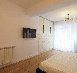 Apartament, 4 rooms with underground parking included Bucuresti/Herastrau